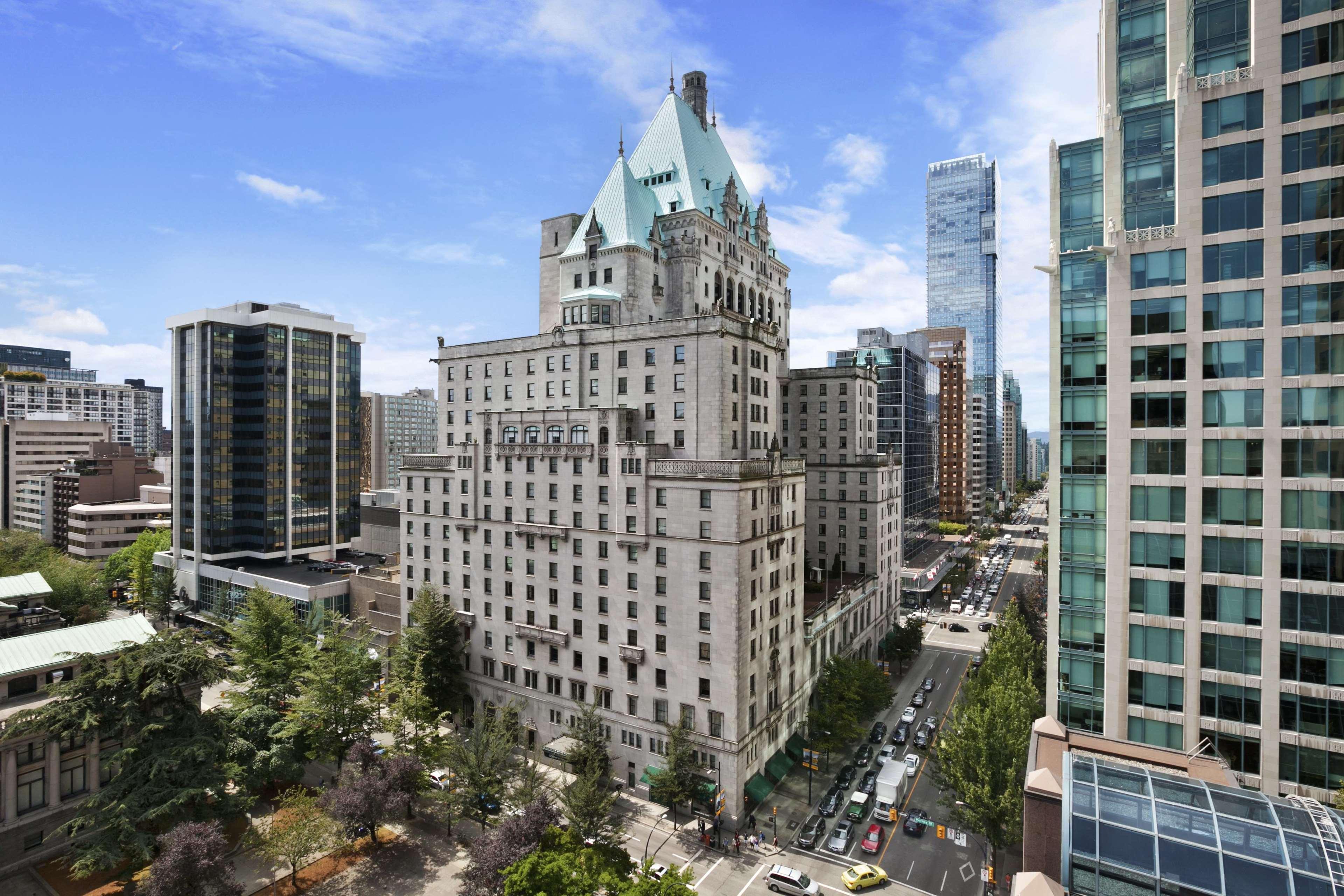 Fairmont Hotel Vancouver Exteriér fotografie The Sutton, 2014