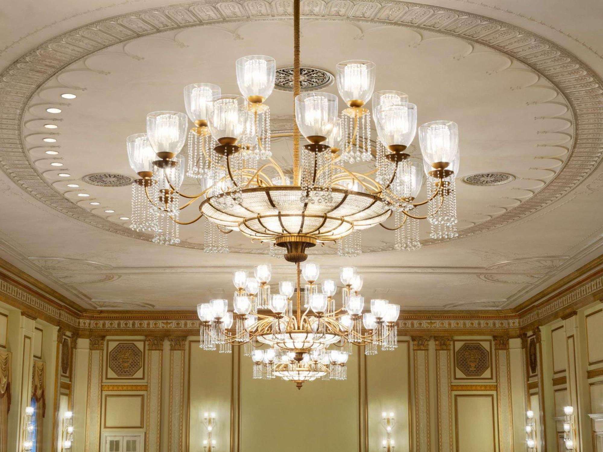 Fairmont Hotel Vancouver Exteriér fotografie A chandelier